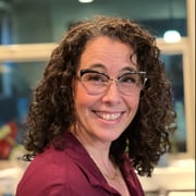 Luciana F.